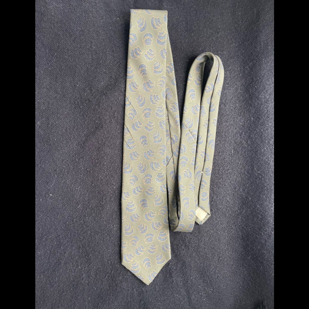 Tie